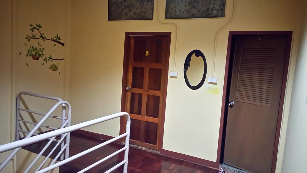 Pm Guesthouse Chiang Mai Exterior photo