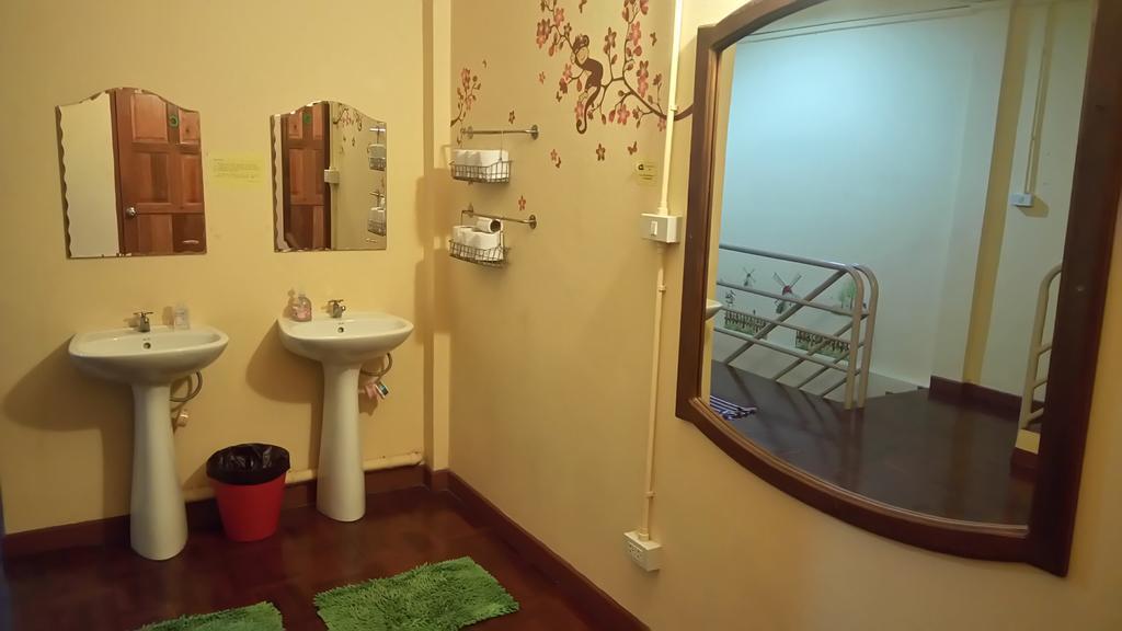 Pm Guesthouse Chiang Mai Exterior photo